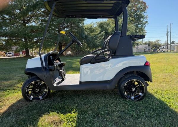 Buy 2018 CLUB CAR TEMPO - LITHIUM - Image 3