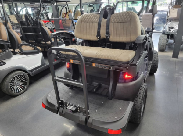 2024 Atlas Carts 4 Passenger Lifted Navy Blue - Image 15