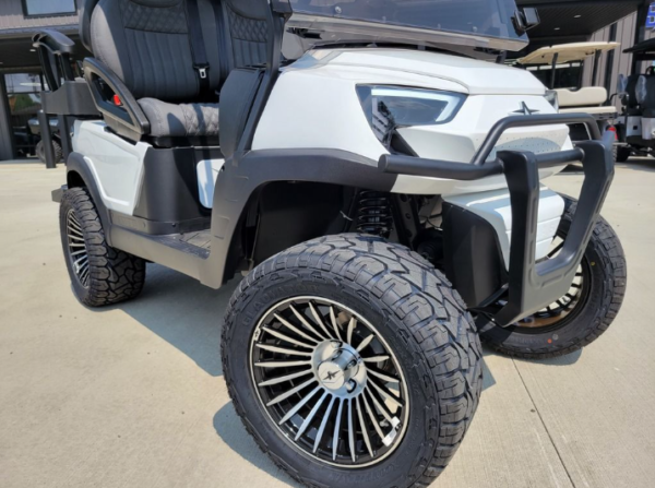 2024 Atlas Carts 4 Passenger Lifted - Image 21