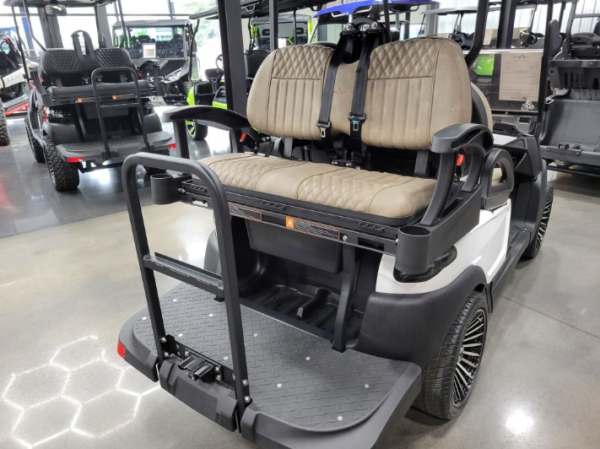 Buy 2024 Atlas Carts 4 Passenger - Image 12