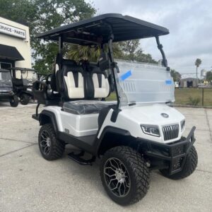 2025 Evolution D5 Maverick 2+2 Golf Cart Front View