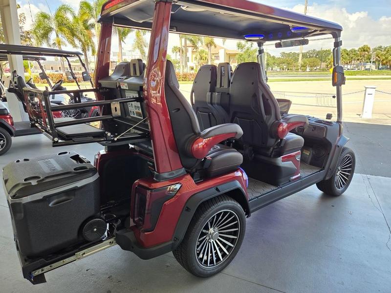 Street Legal 2025 Evolution D-Max Gt4 Red Golf Cart California Nationwide Export 5 Seating Layout Of 2025 Evolution D-Max Gt4 Red