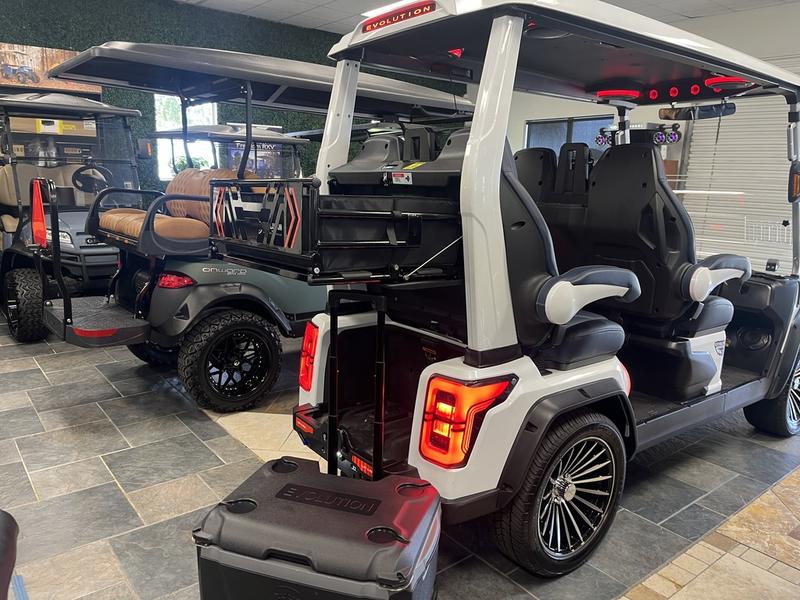 Street Legal 2025 Evolution D-Max Gt4 White Golf Cart Alabama Nationwide Export 6 Rear View Of White D-Max Gt4 Street-Legal Cart