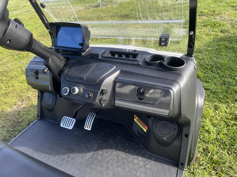 Street Legal 2025 Evolution D5-Ranger 4 White Golf Cart South Carolina Export Nationwide 2 2025 Evolution D5-Ranger 4 White Dashboard Interior South Carolina