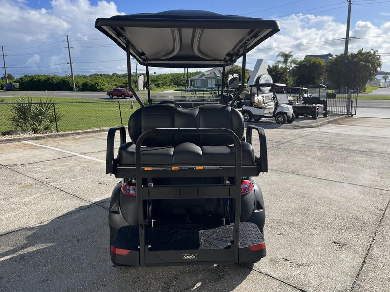 2026 Club Car Onward Lifted 4 Passenger Gas – Street Legal Features 6 Upgraded Padded Premium Seating