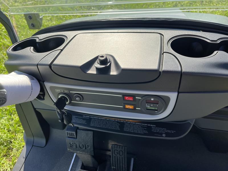 2026 Club Car Onward Lifted 4 Passenger Gas Grey (South Carolina Street-Ready Model) 4 Off-Road Traction Tire Setup